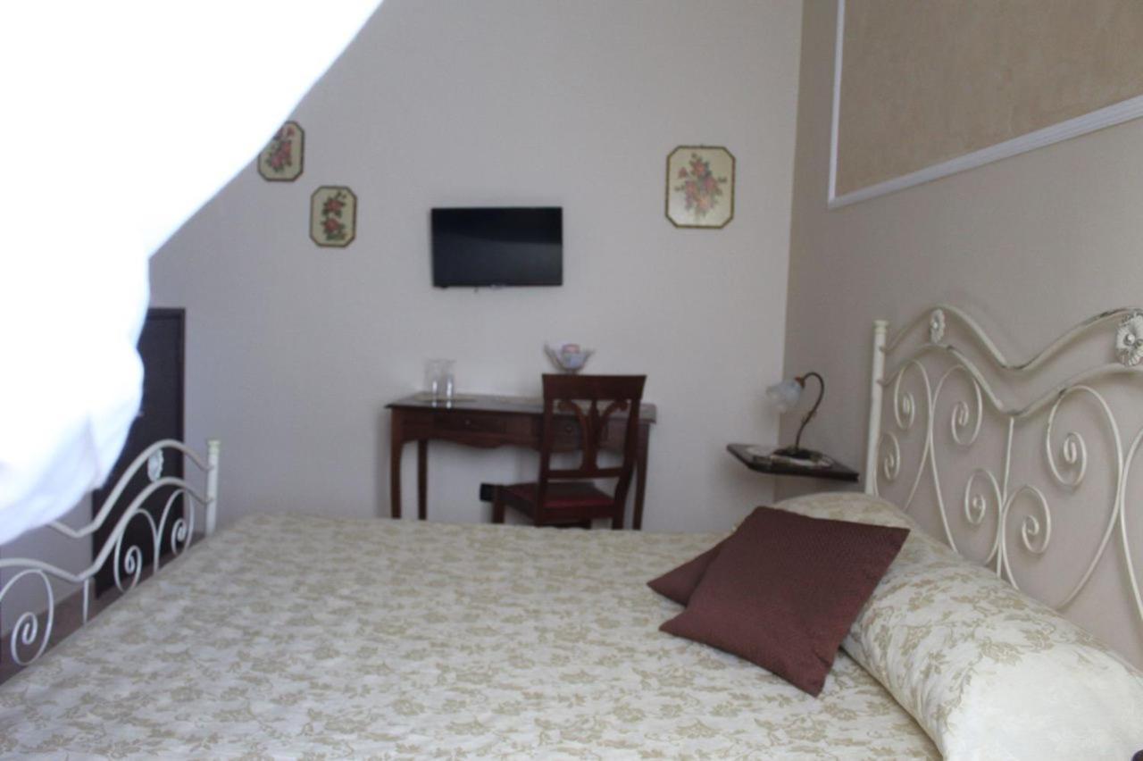Donna Concetta Casa Vacanze Felline Kültér fotó