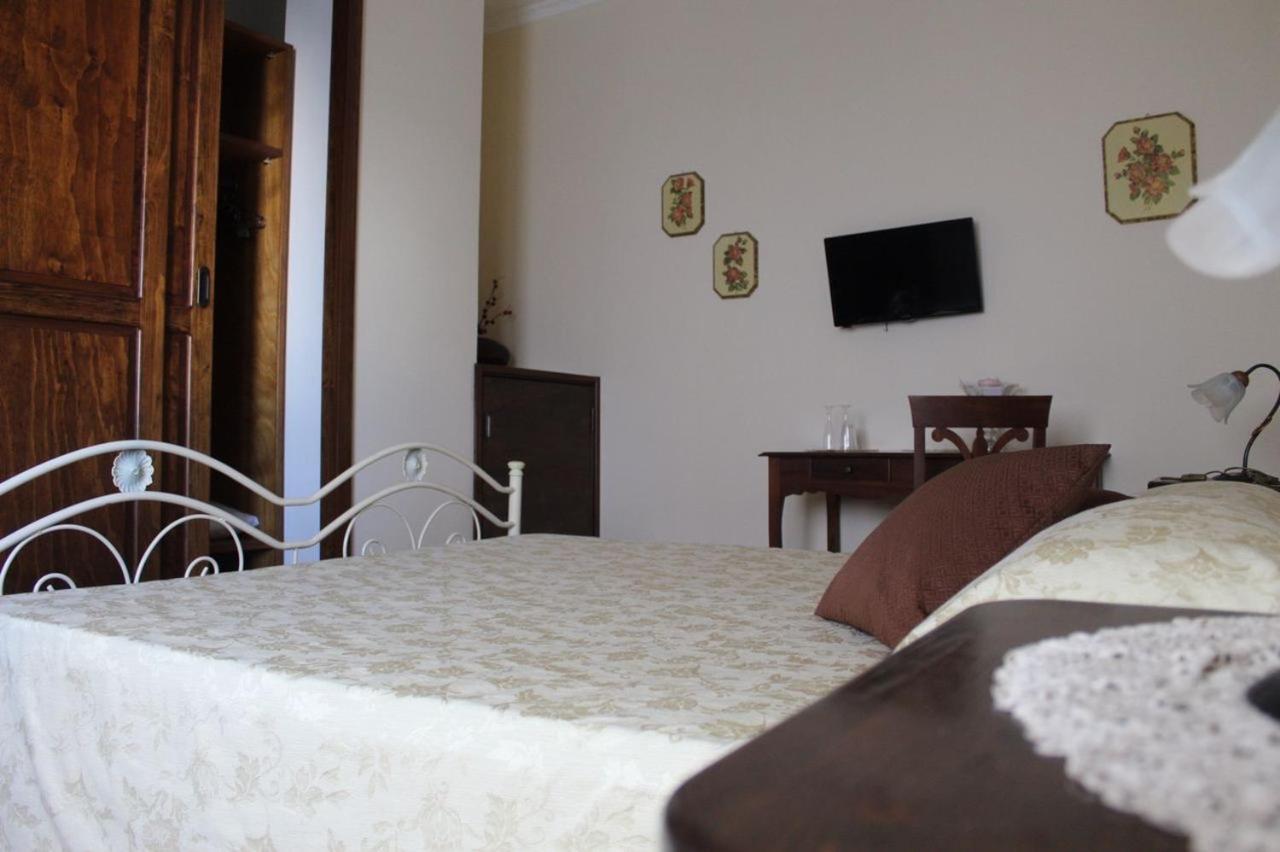 Donna Concetta Casa Vacanze Felline Kültér fotó
